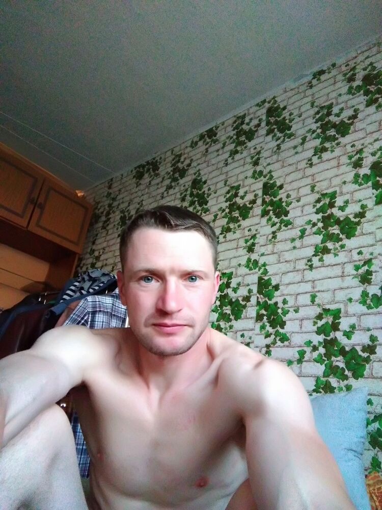  12209195  , 37 ,    