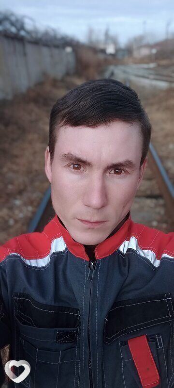  ,   Mihail, 37 ,   ,   
