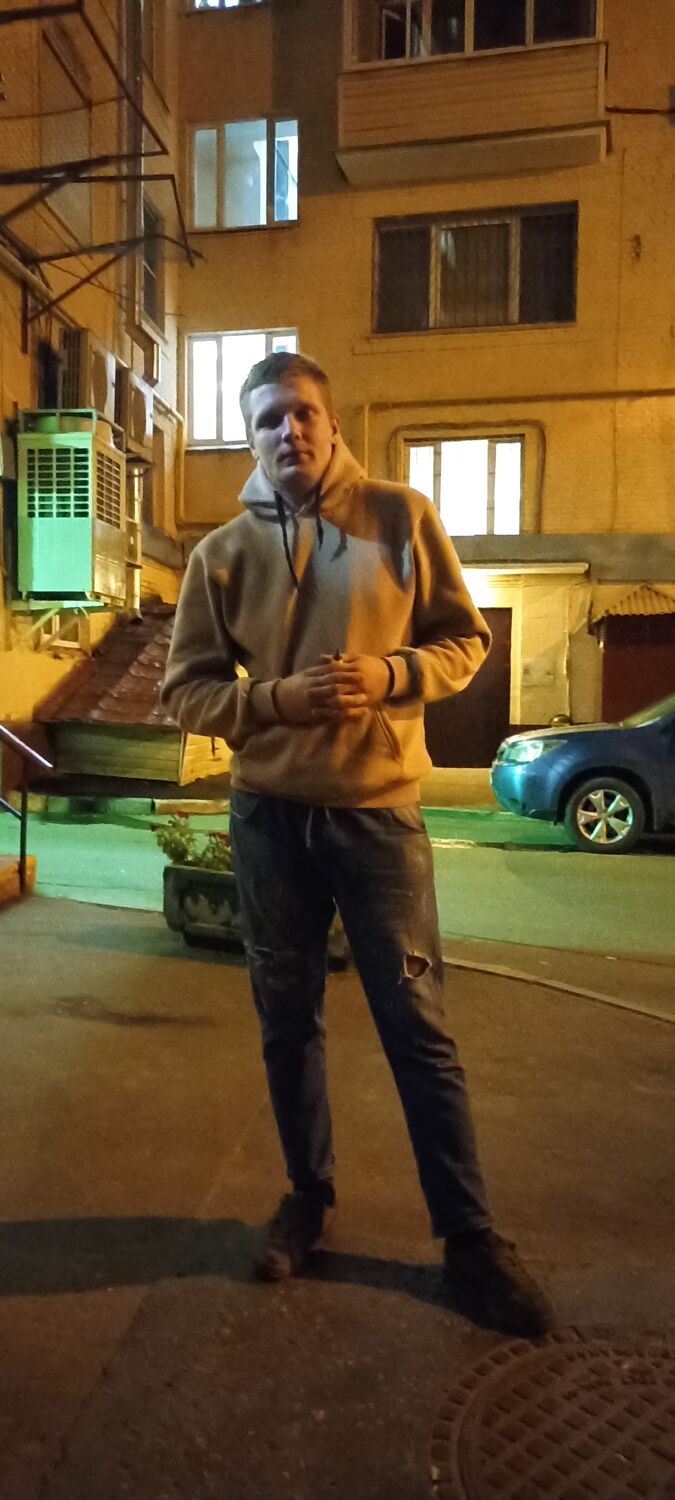  28450825  Roma, 26 ,    