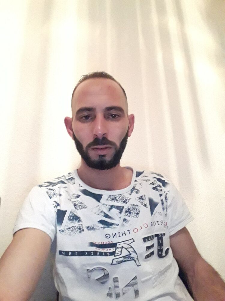  ,   Musti, 40 ,   ,   , c 
