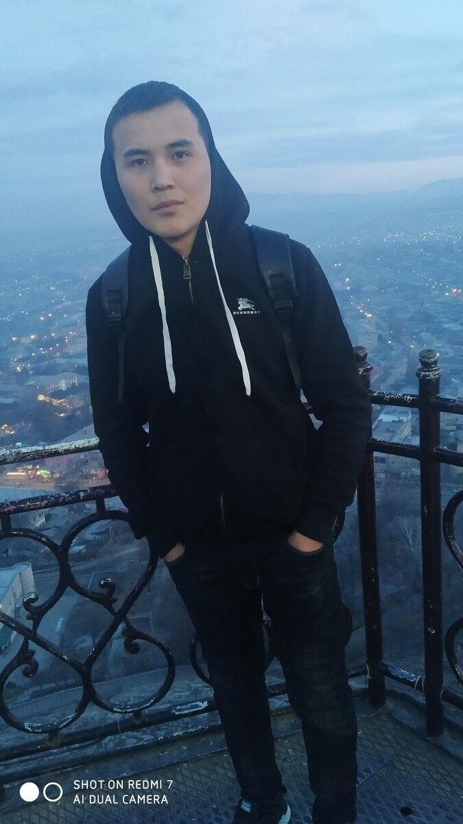  18389825  Ali, 30 ,    
