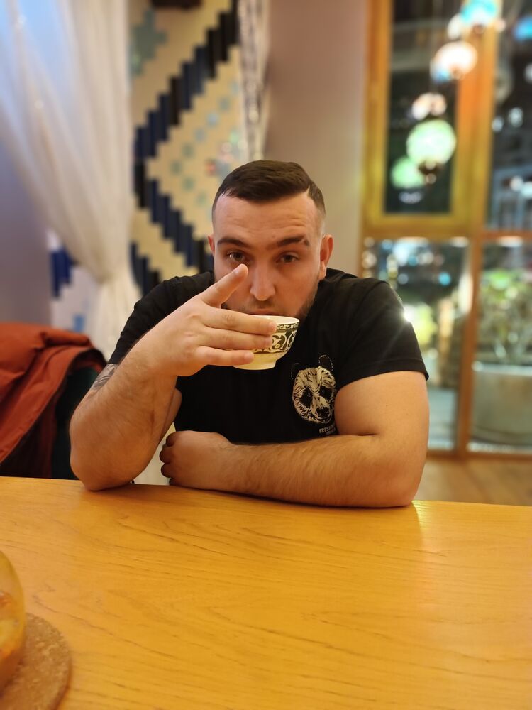  ,   Edo, 32 ,   ,   