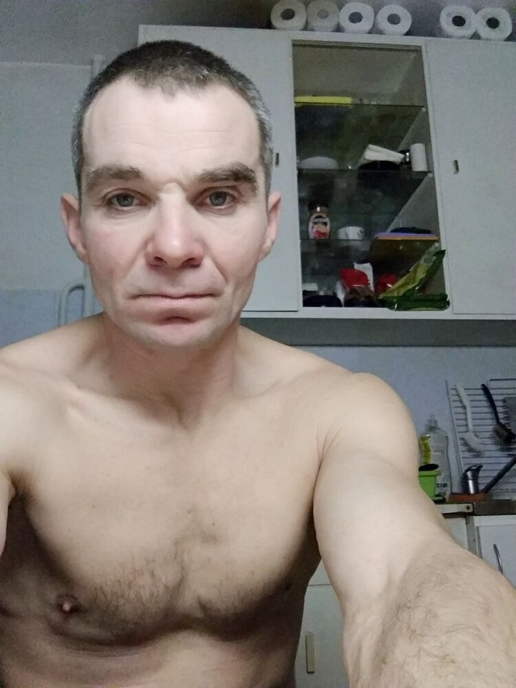  ,   Robert, 48 ,   ,   , c 