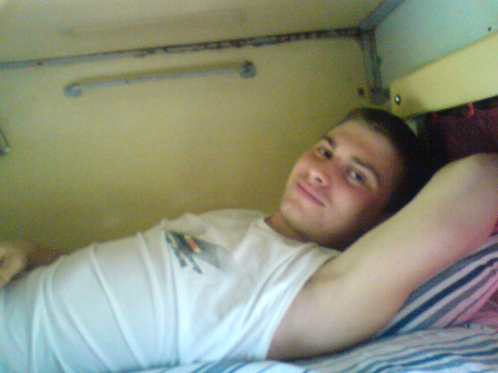  7285885  Kot, 34 ,    