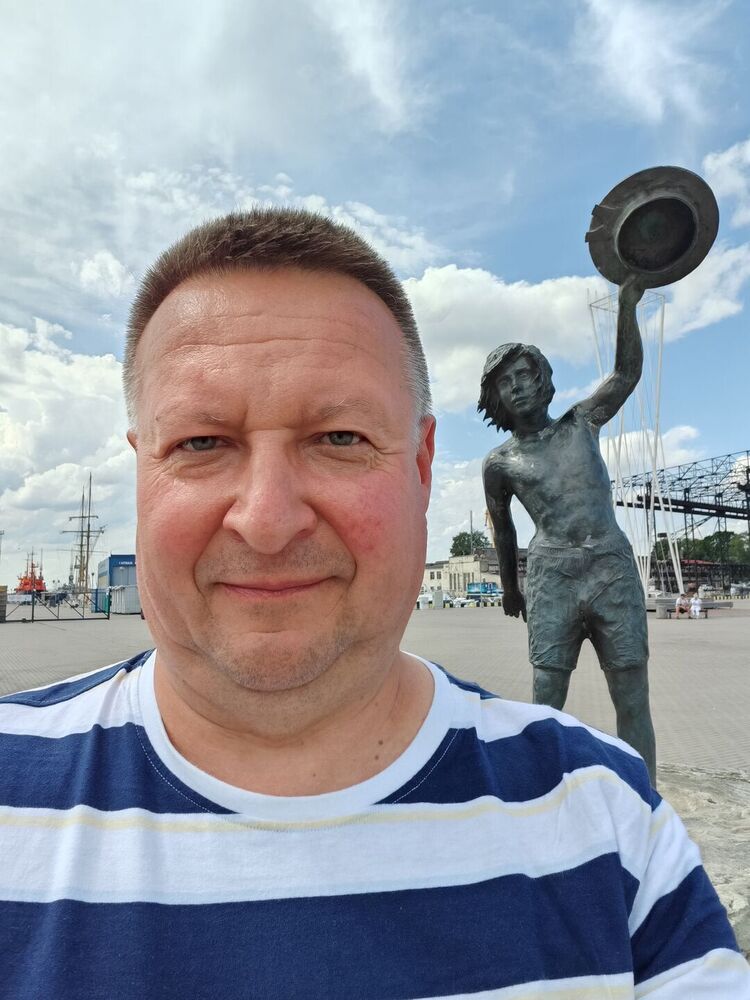  54016755  Saulius, 52 ,    Abbots Langley