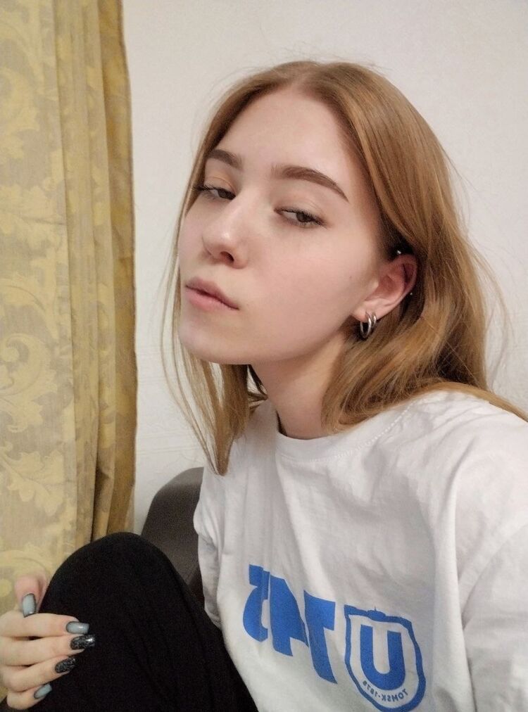  48253085  , 19 ,    