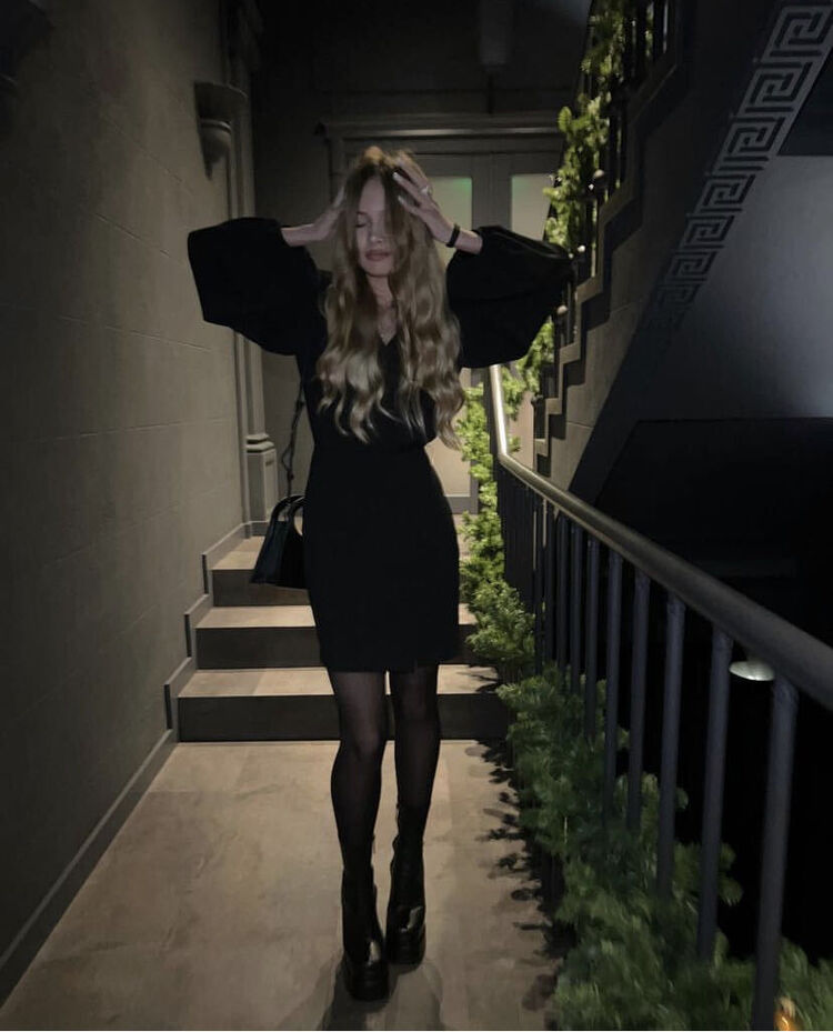  38474455  Lolita, 23 ,    Ch'ongju