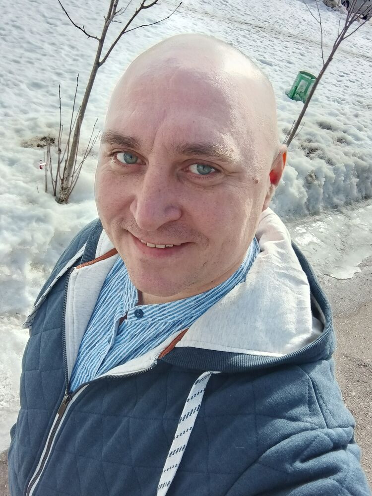  33340945  , 44 ,    