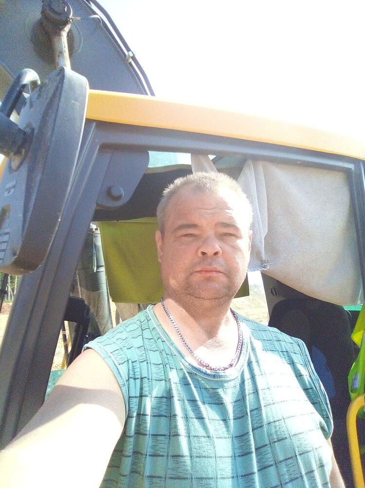  46589835  , 43 ,    