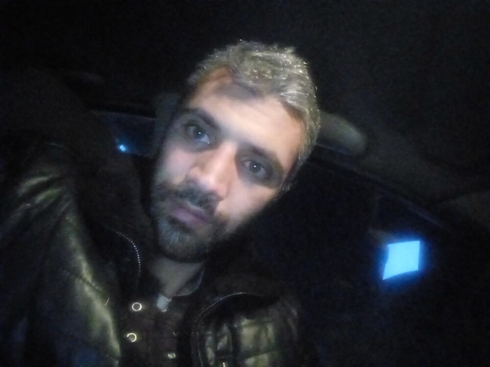  40739345  , 32 ,    