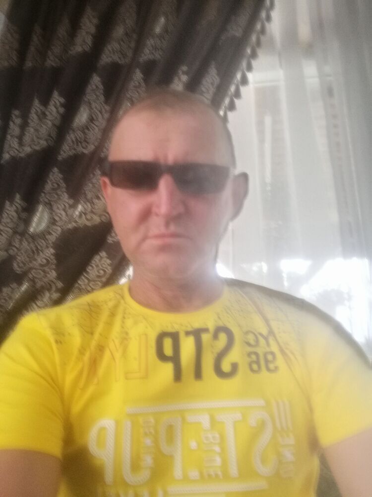  40964185  Vladimir, 59 ,    
