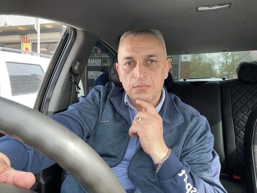  48135695  Anar, 47 ,    