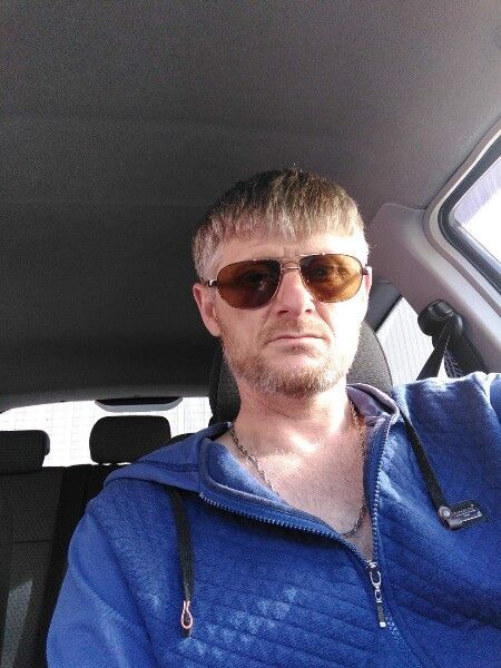  27359045  Roman, 45 ,    