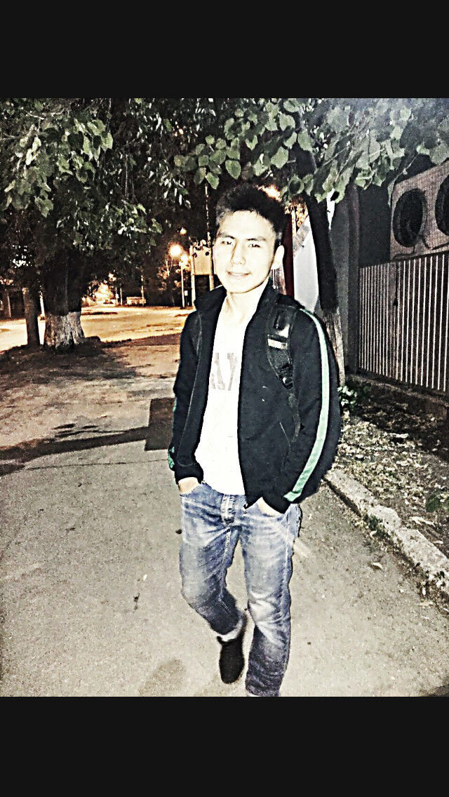  11050095  Beka, 28 ,    