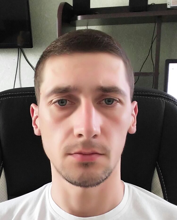  10407415  Vladimir, 39 ,    