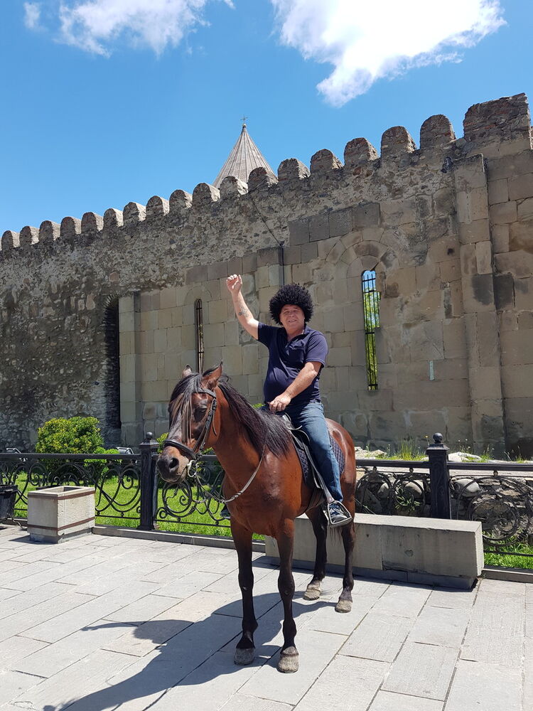  Azor,   , 59 ,     , c 
