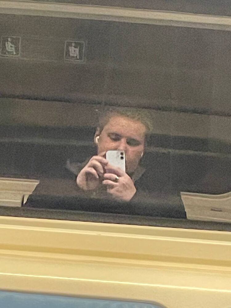  45895145  , 20 ,    