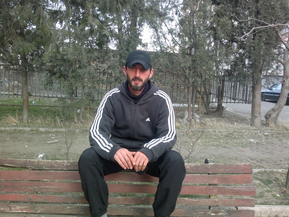  ,   Gio, 45 ,   