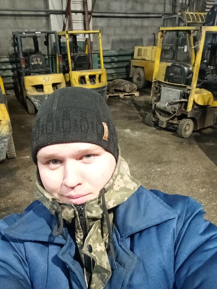  35959625  Vadim, 31 ,    