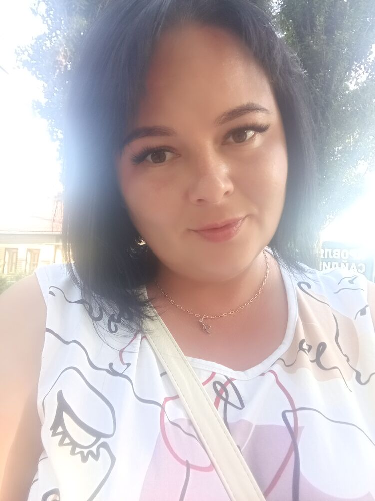  53946875  Alena, 32 ,    