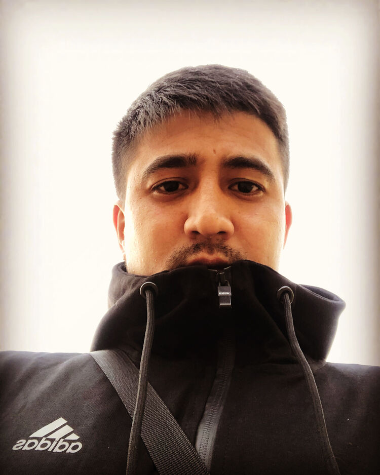  26583865  Dava, 31 ,    