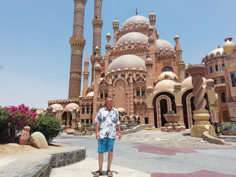  ,   Andrej, 55 ,   ,   , c 