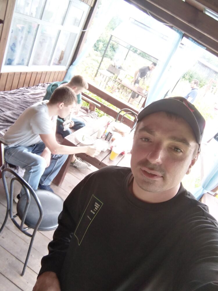  28544165  , 40 ,    