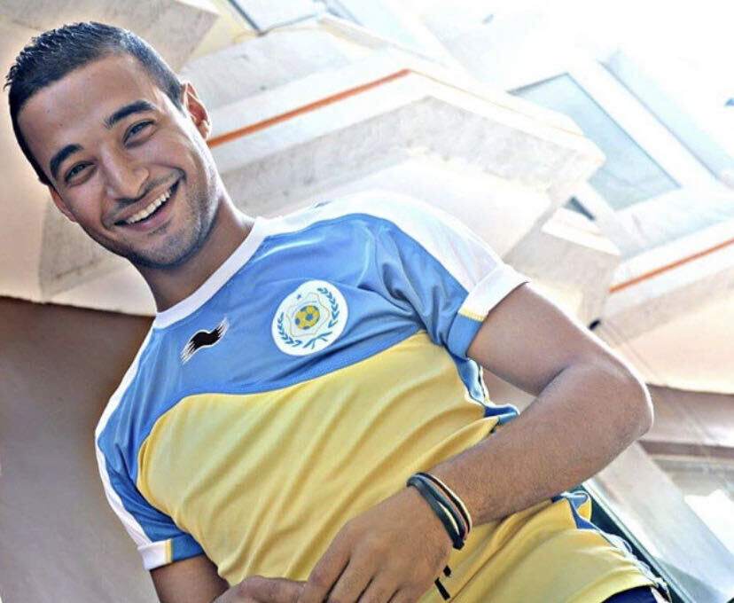  33572835  Ayman, 32 ,    