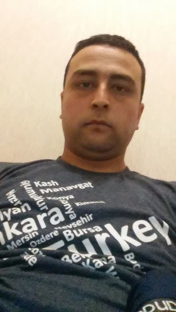  ,   Oxunjon, 32 ,   ,   , c 