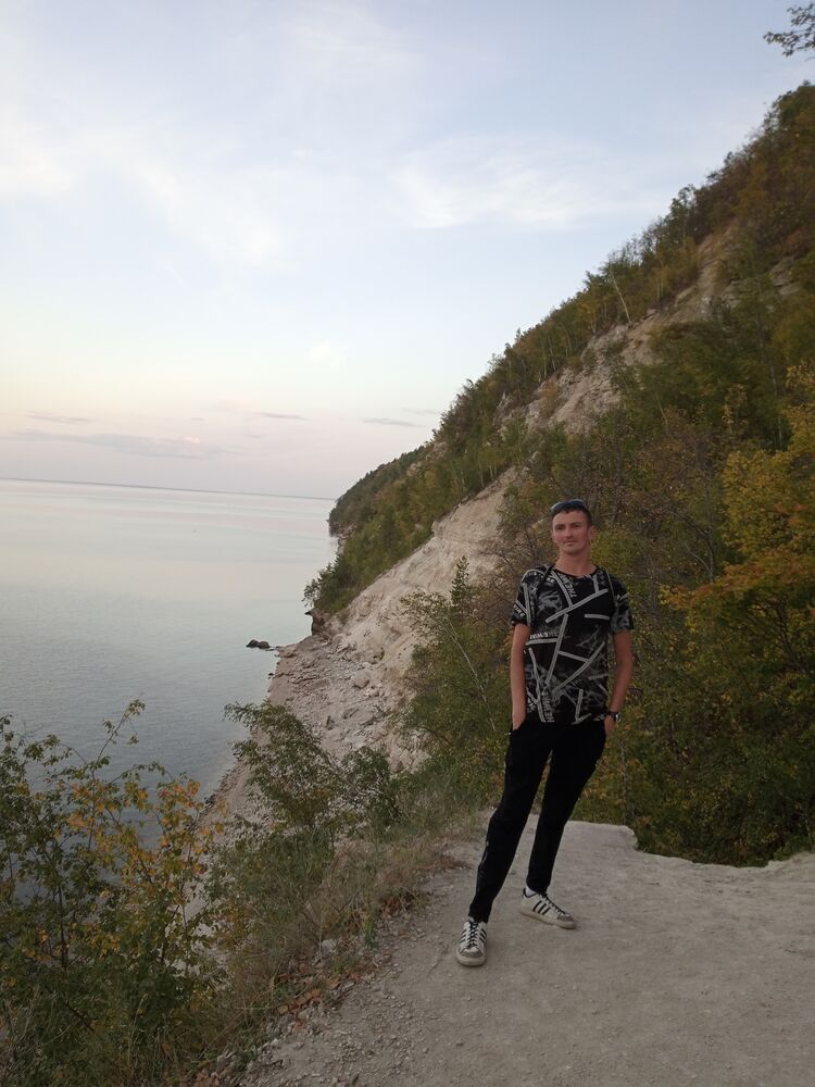  42671825  Artem, 35 ,    