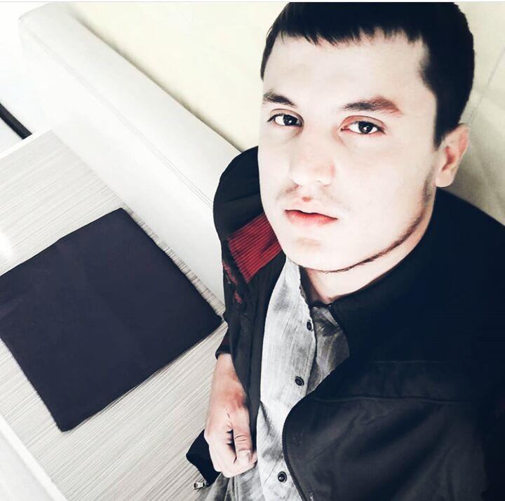  32888605  Ali, 26 ,    