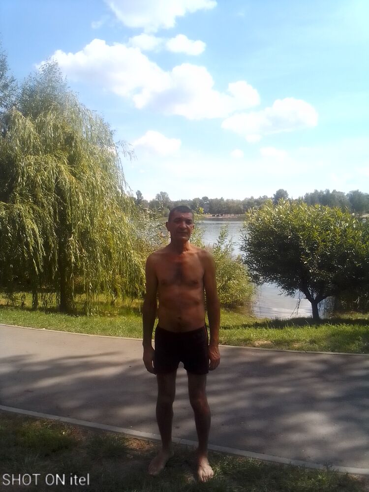  29421065  Rustam, 52 ,    