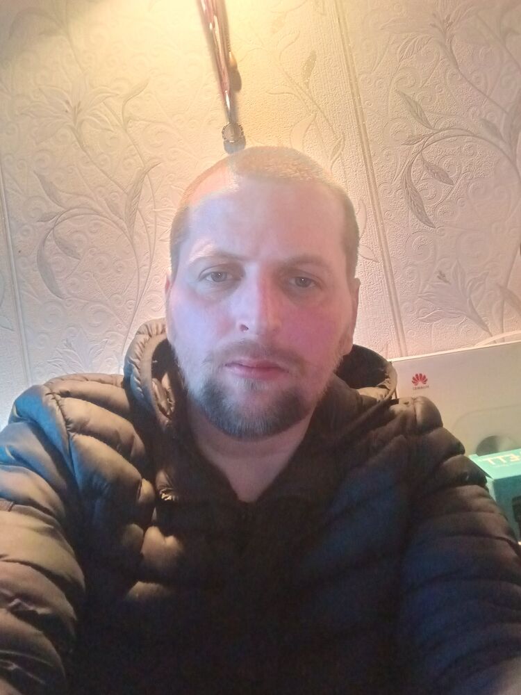  43439885  , 37 ,    -