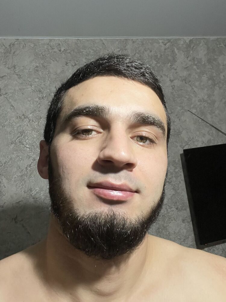  54602605  Magomed, 26 ,    