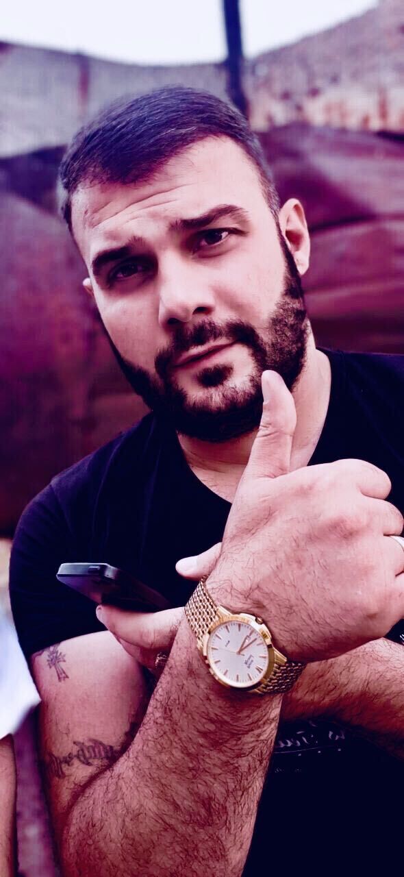  34842115  Leo, 37 ,    