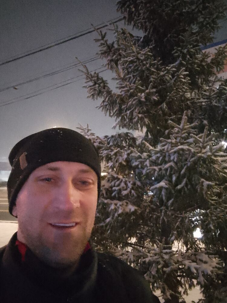  51542605  Evgeny, 40 ,    