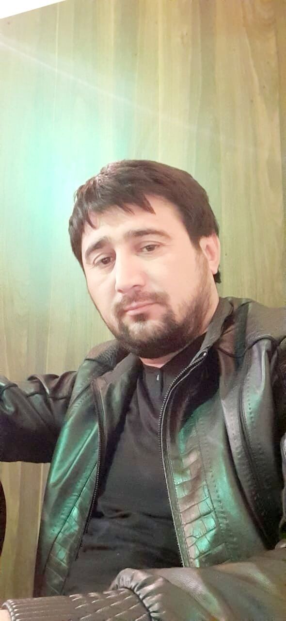  ,   Radik, 40 ,   ,   