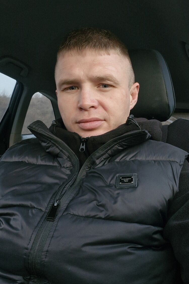  49733715  , 32 ,    