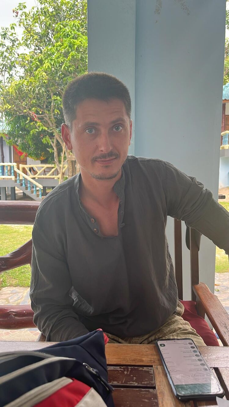  Bang Kruai,   Konstantin, 37 ,   ,   