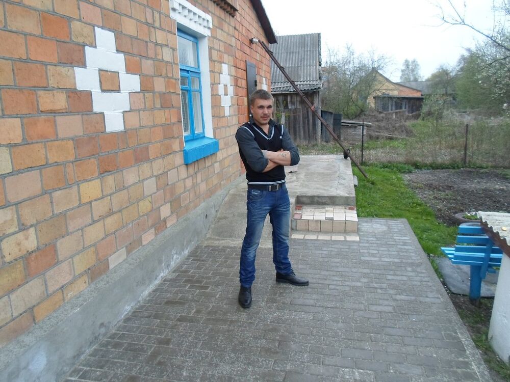  5230925  Ruslan, 30 ,    