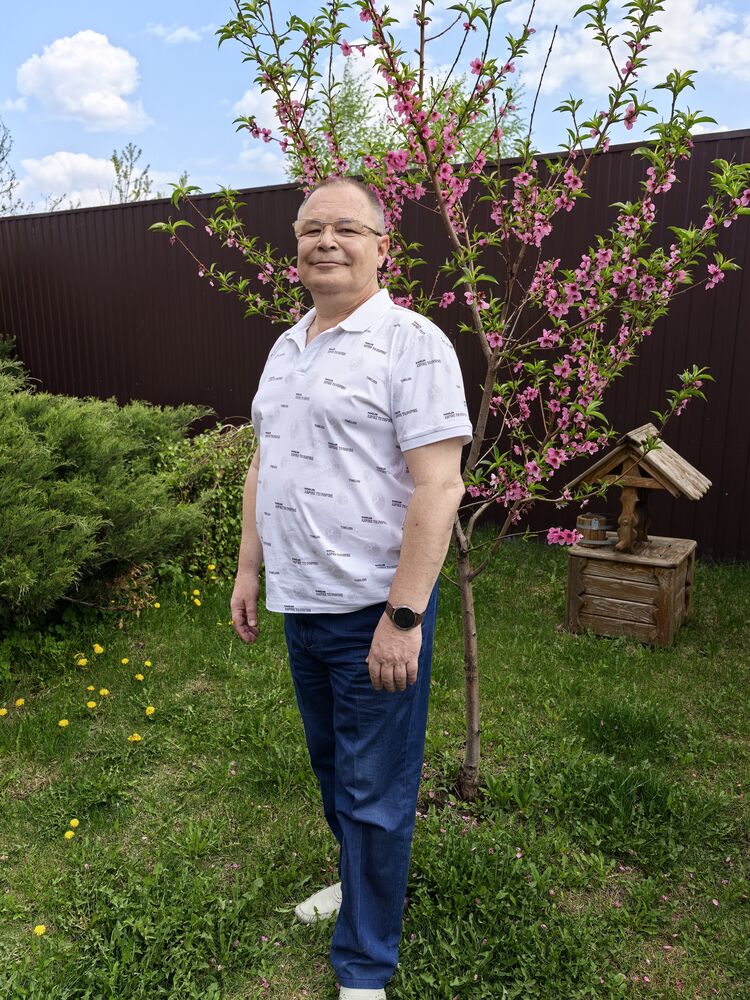  ,   Veselijpapa, 56 ,   
