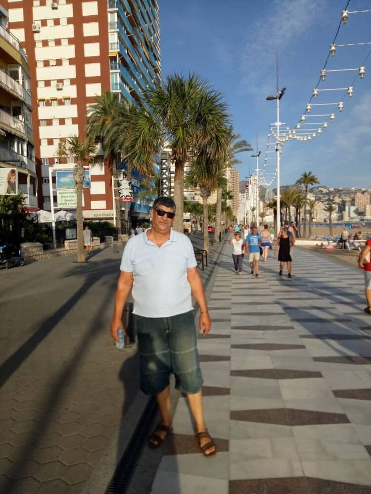  20951625  Kamel, 64 ,    Algiers