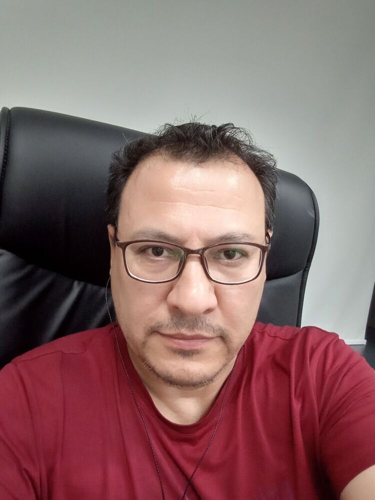  43804115  Ariyez, 45 ,    