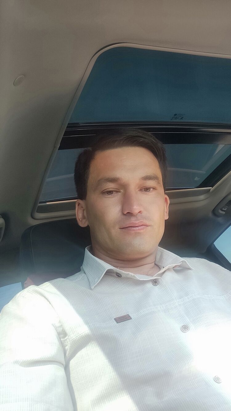  23296495  Ulugbek, 32 ,    