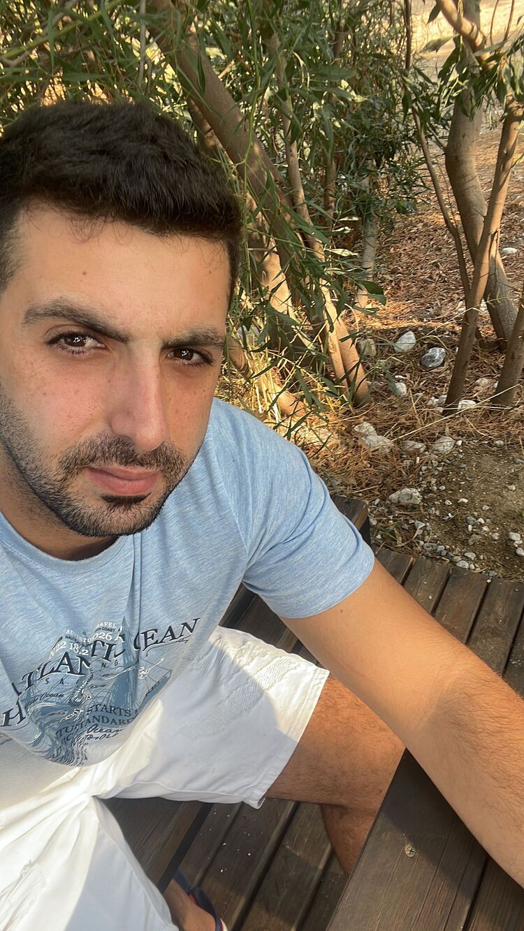  -,   Baris, 32 ,   ,   