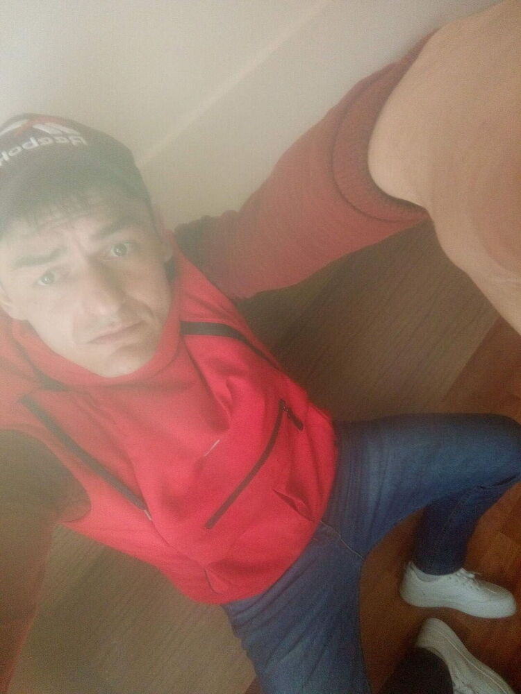  44391415  , 33 ,    