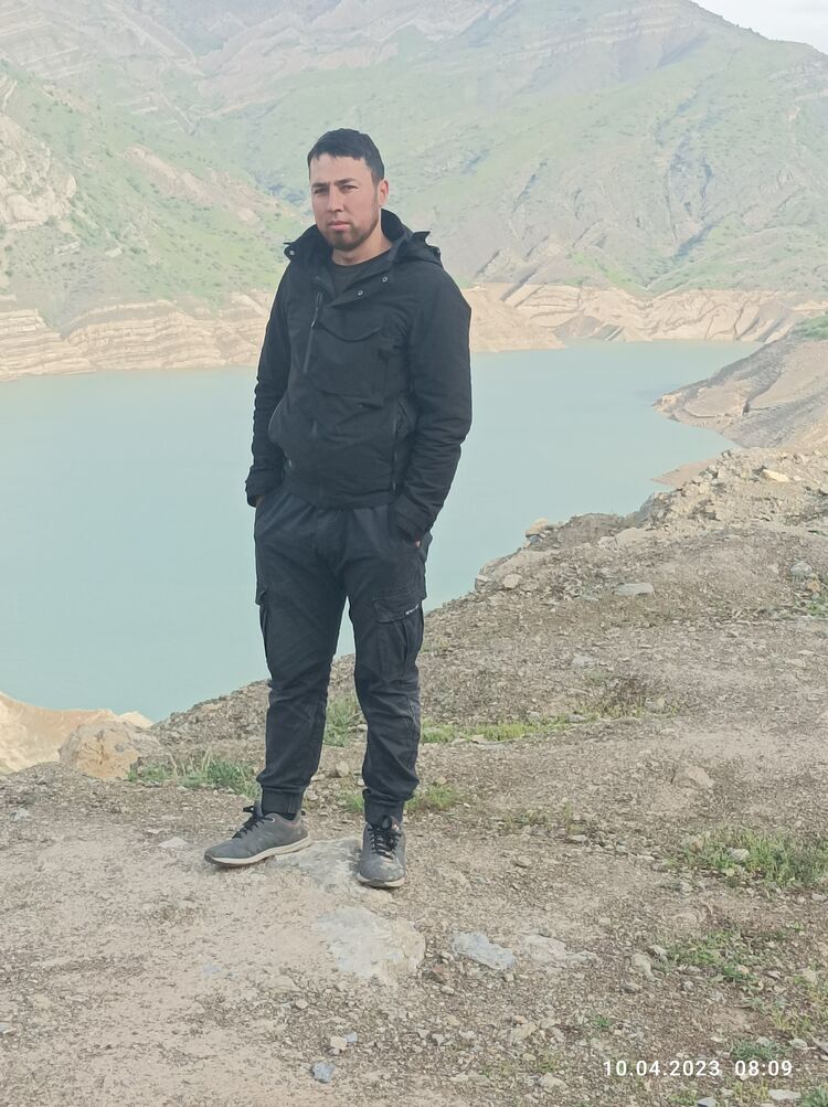  37493735  , 27 ,    