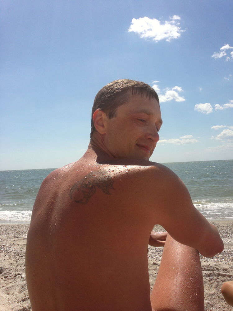  4838725  Vlad, 47 ,    