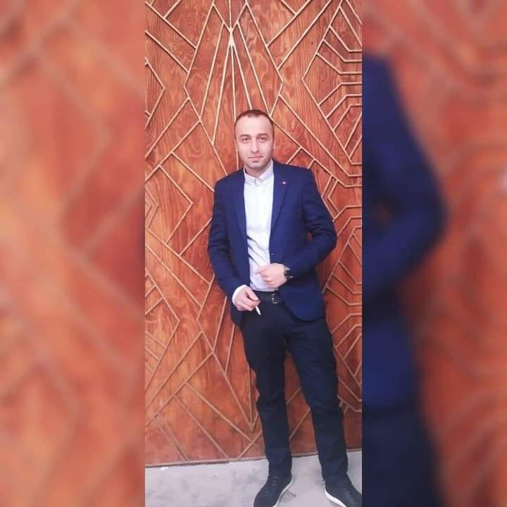  28316375  Vako, 31 ,    