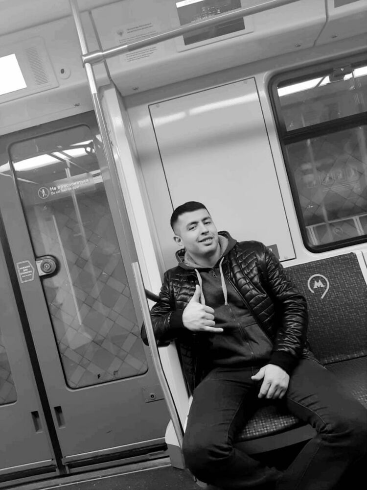  27014175  Ben Parves, 32 ,    